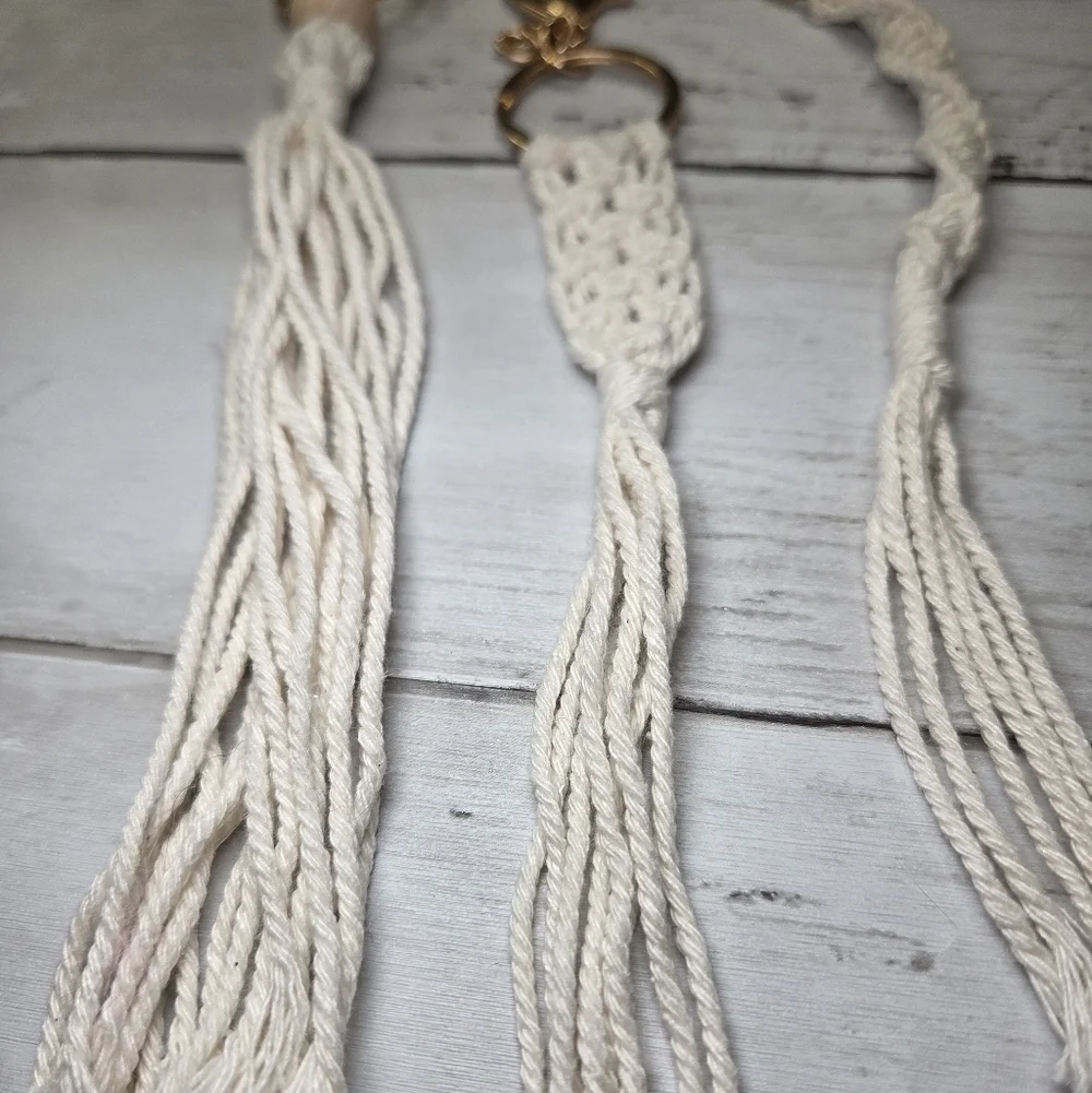 Elegant Cream Tassel Keychain Set